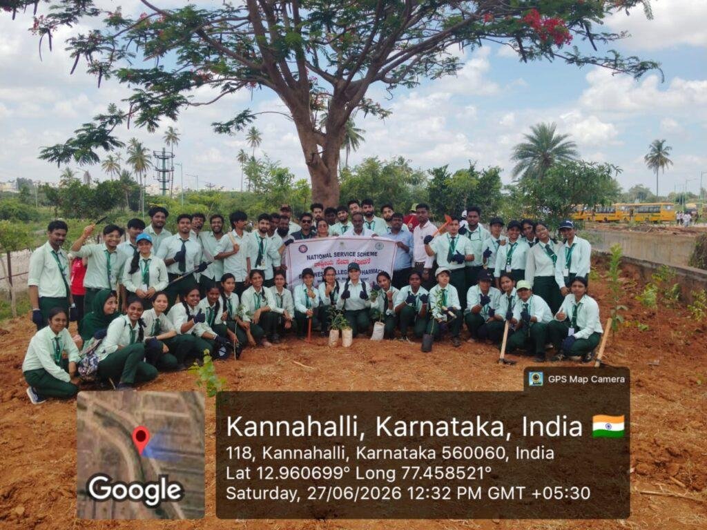 NSS volunteers of East West College of Pharmacy at the Green Bengaluru Plantation Drive, Kannahalli